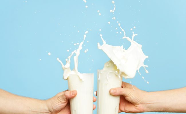 7 Reasons to Drink Milk in Glass Bottles